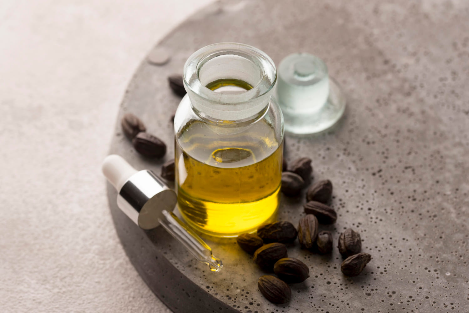 Castor - Oil Preparation, Benefits, How to Apply